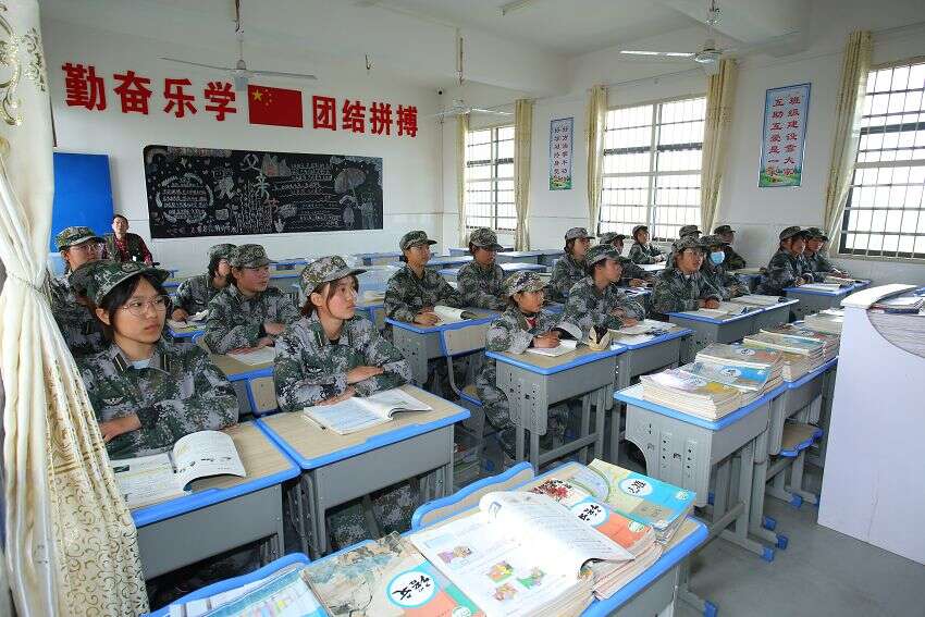 问题少年封闭式学校,特色教育学校