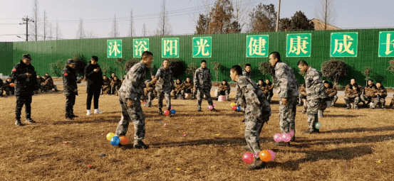 青少年特训学校解析，家长如何与初中孩子怎样沟通