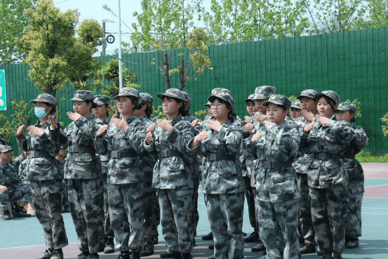 教育不听话青少年学校,全封闭军事化学校