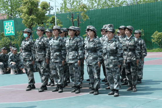 专收叛逆孩子的学校,封闭式管教学校
