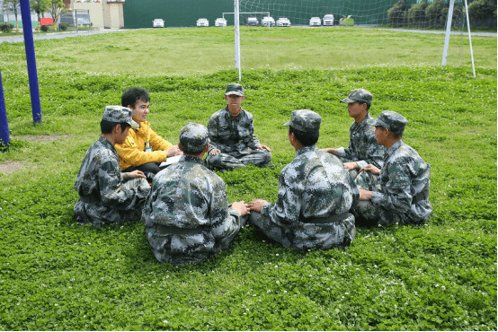 青少年教育学校,少年封闭式学校