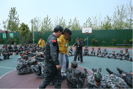 特训学校,少年管教所学校