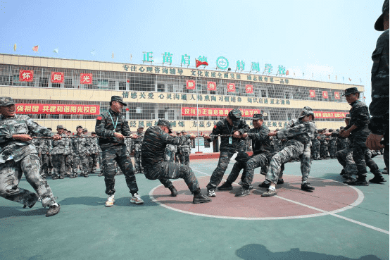 戒网管教教育分析青少年网络成瘾的原因