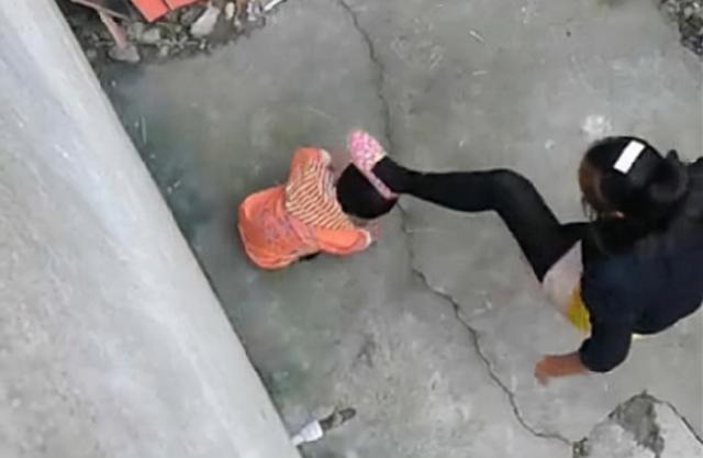 小孩子不听话该打吗(孩子不听话可以打吗)(图5)