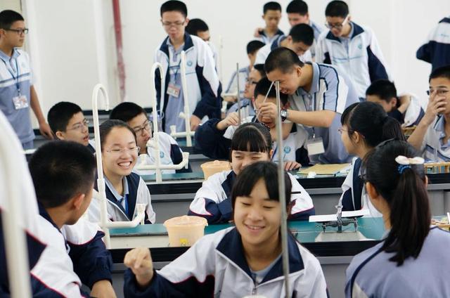 高中生该怎么管(高中生的孩子怎么管)(图2)